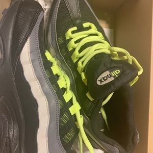 Nike Air Max 95 lime green